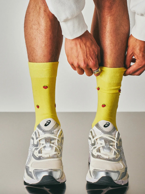 Motivsocken aus Bio-Baumwolle Strawberry - Bright Yellow